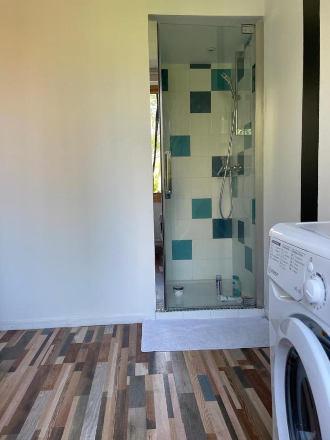 Chambre Privee Vue Sur Le Jardin Proche Centre Ville Besançon Dış mekan fotoğraf